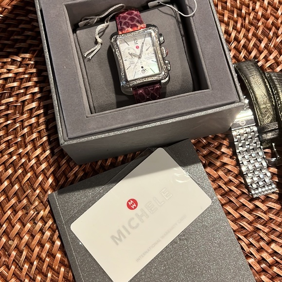 Michelle watch worn a few times in excellent condition . NEEDS NEW BATTERY - Picture 4 of 9